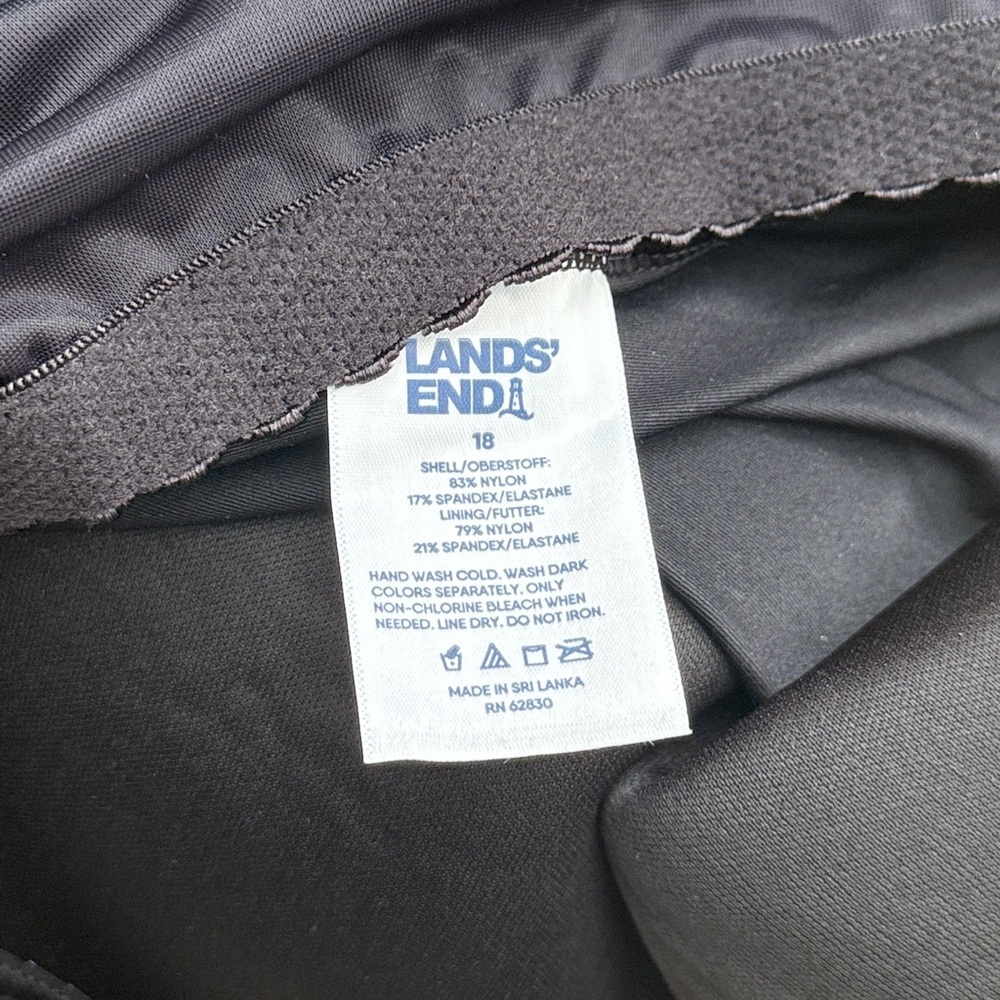 NWT Lands' End Women's Wireless Blouson Classic Black Tankini Top Size 18 - Picture 7 of 8